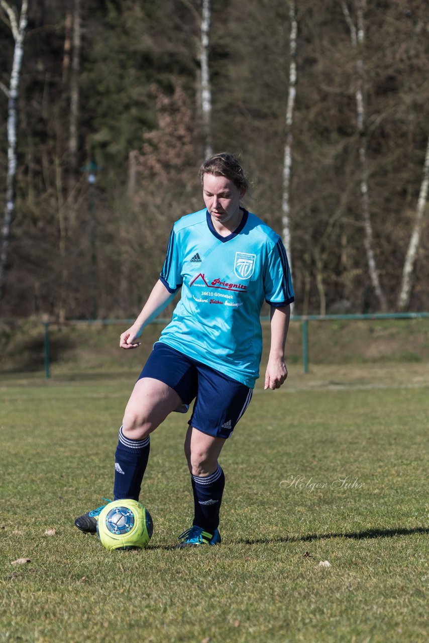 Bild 304 - Frauen TV Trappenkamp - TSV Gnutz : Ergebnis: 0:5